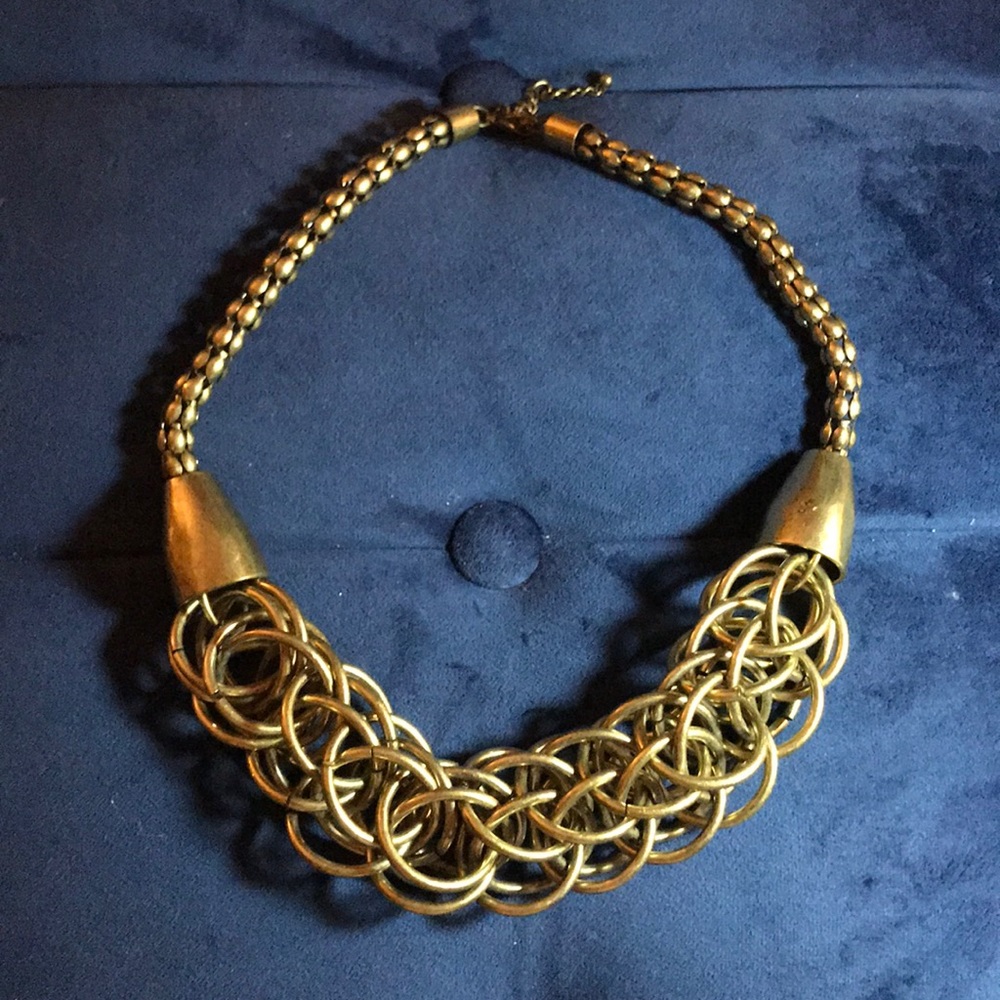 Gold statement necklace - chunky